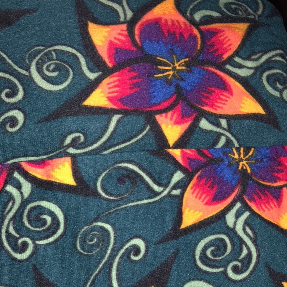LulaRoe OS leggings